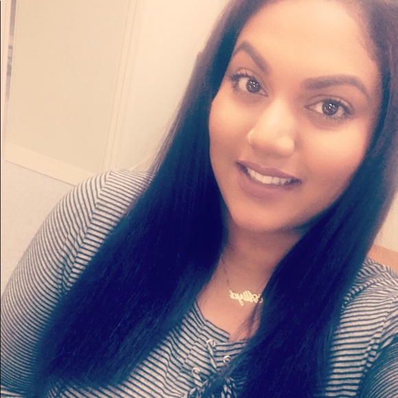 Meet your Posher, Aliya - Picture 3 of 6